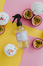 Load image into Gallery viewer, Passionfruit Cupcake