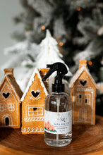 Load image into Gallery viewer, Gingerbread
